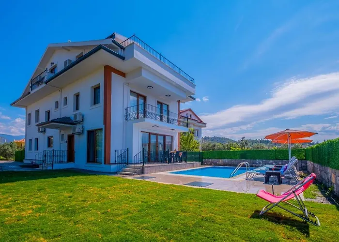 Infinity Myra 빌라 페티예